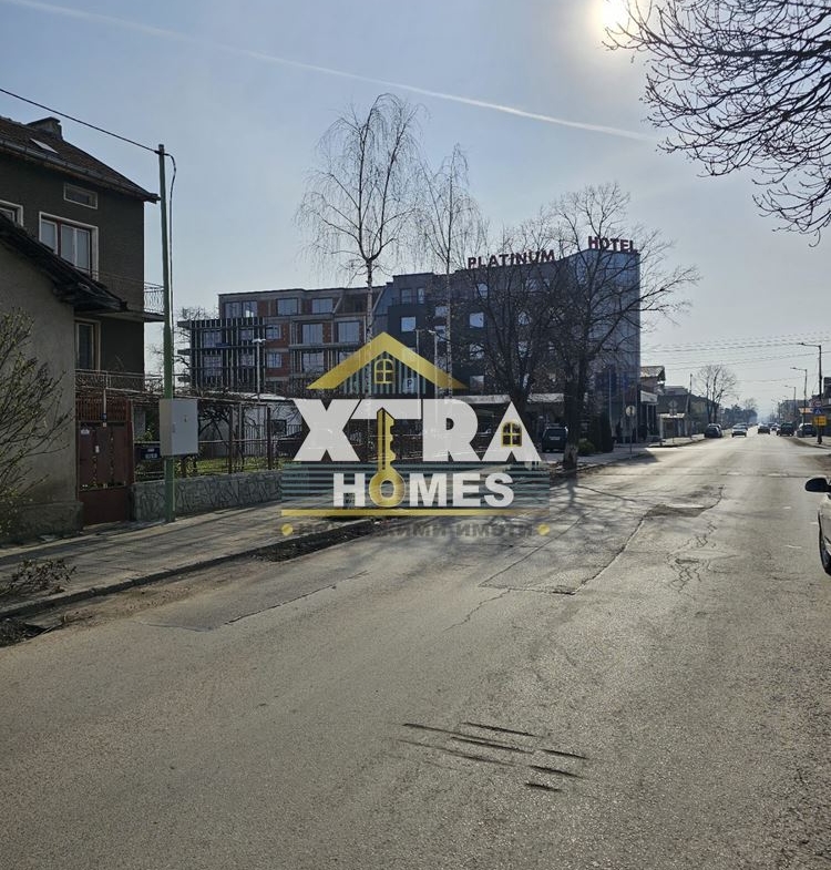 Продава се дворно място в гр. Елин Пелин - 0