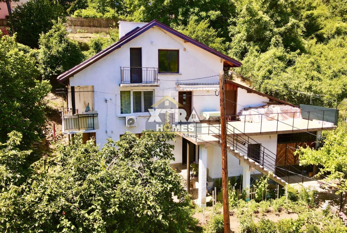 🏡 Екстра Хоумс предлага – първи етаж от къща с двор в спокоен район, обграден от борова гора! - 0