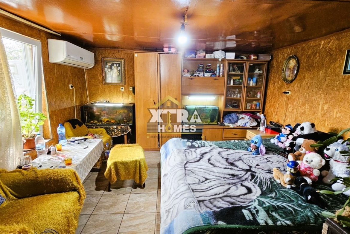 🏡 Просторен дом с голям двор в с. Горни Богров – тишина и бърз достъп до София - 0