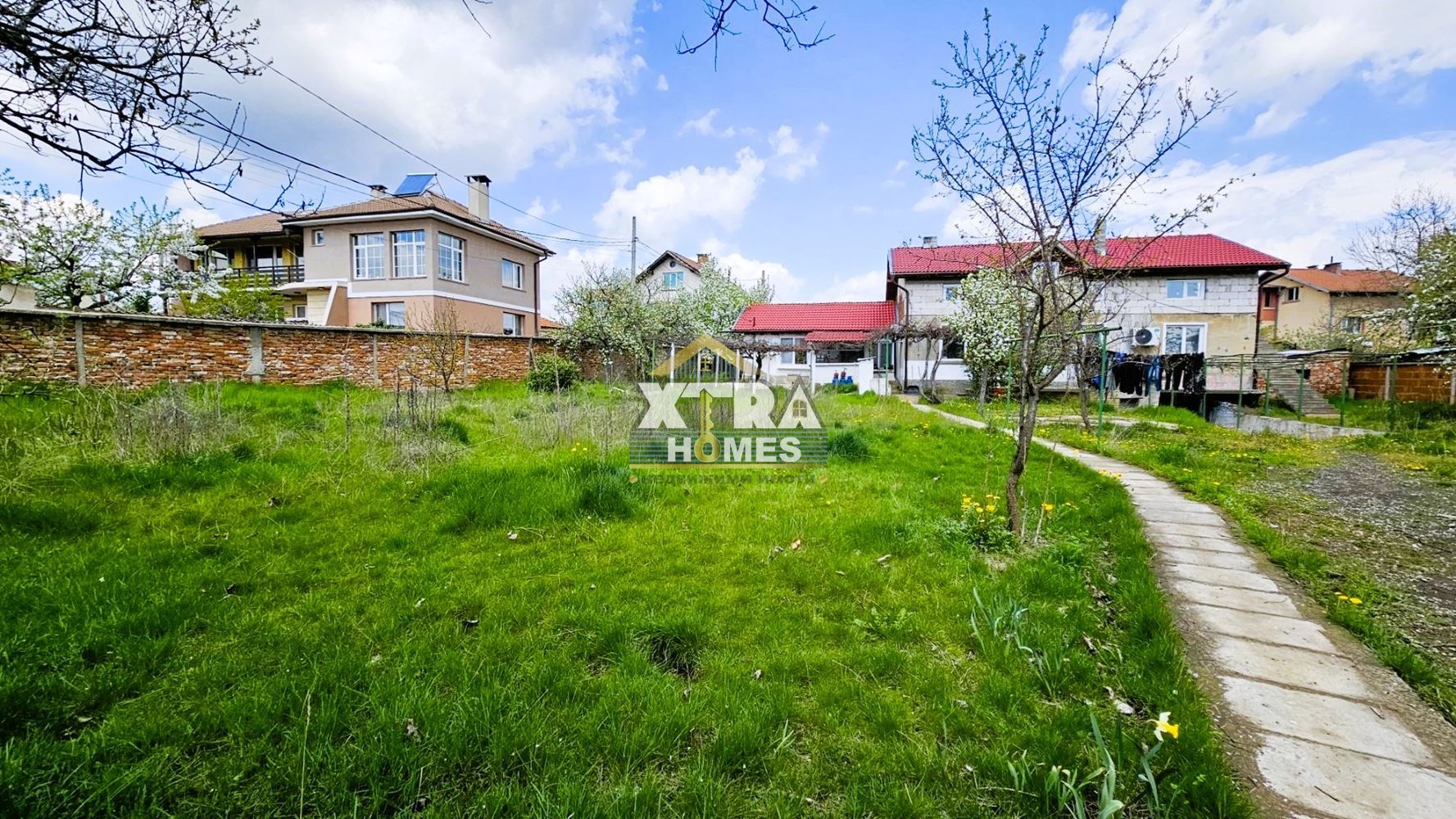 🏡 Просторен дом с голям двор в с. Горни Богров – тишина и бърз достъп до София - 0